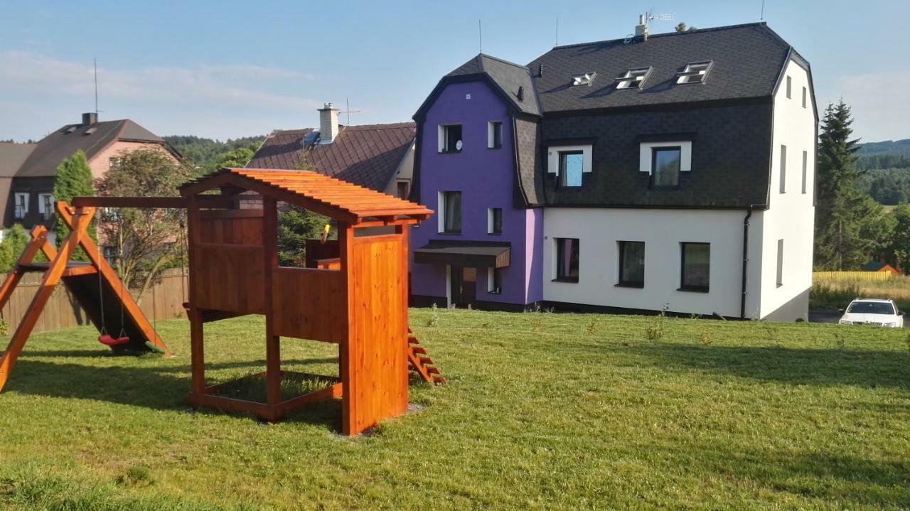 Apartments Villa Viola Kovářská Eksteriør bilde